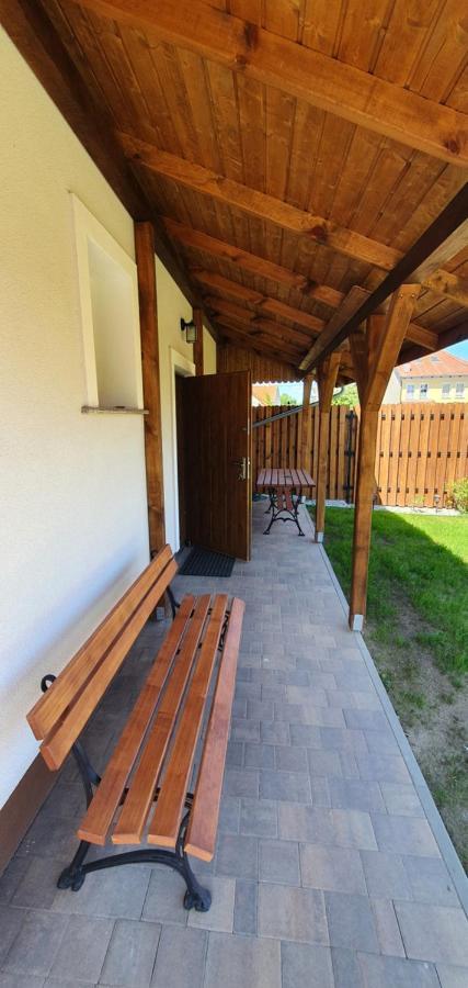 Dom W Miescie Reszel Vila Exterior foto